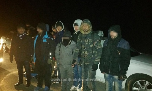 Cinci pakistanezi şi 11 irakieni, prinşi când încercau să intre ilegal în ţară, din Serbia