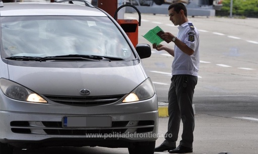 Mehedinţi: Trei sute de litri de alcool au confiscat poliţiştii de frontieră de la un cetăţean sârb, la Porţile de Fier I
