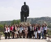 Soclul statuii lui Lucian Blaga din Lancrăm, vandalizat chiar în zilele în care poetul este comemorat