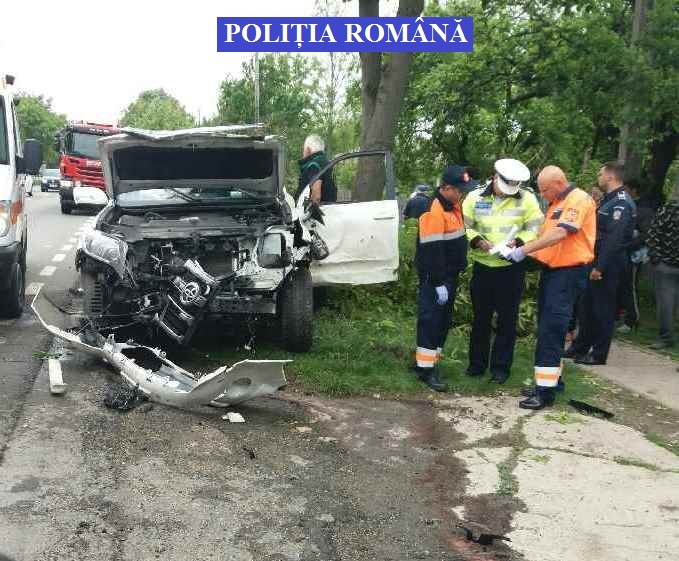 Ialomiţa: Trei pietoni au ajuns la spital după ce au fost loviţi de o maşină condusă de un şofer francez