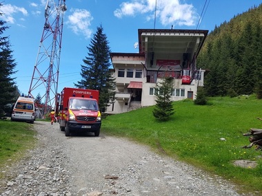 Două telecabine au rămas fără frâne, la Bâlea. Şase persoane, dintre care două turiste din Norvegia şi Ungaria, au fost rănite, toate fiind transportate, cu elicopterul sau cu ambulanţa, la spitale din Sibiu - UPDATE, VIDEO