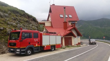 Sibiu: Intervenţie a salvamontiştilor la Bâlea pentru recuperarea unei tinere de 17 ani care a căzut într-o râpă