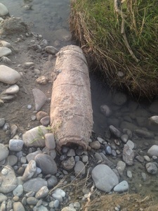 Două obuze de câte o sută de kilograme, descoperite în albia râului Prahova - FOTO