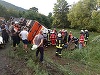 UPDATE Un autocar cu tineri s-a răsturnat pe drumul dintre Râşnov şi Pârâul Rece - 16 persoane au fost rănite, cinci fiind în stare gravă. Infotrafic - pierderea controlului volanului în curbă, cauză a accidentului FOTO, VIDEO