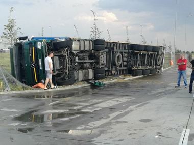 Consiliul Local Arad a alocat de urgenţă peste două milioane de lei pentru diminuarea pagubelor provocate de furtună