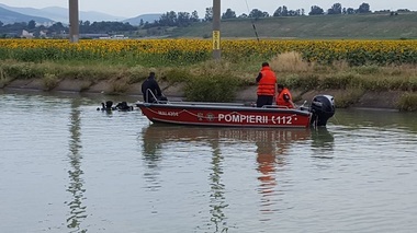 Alba: Cei doi copii dispăruţi în timp ce se aflau la scăldat pe malul Mureşului au fost găsiţi înecaţi