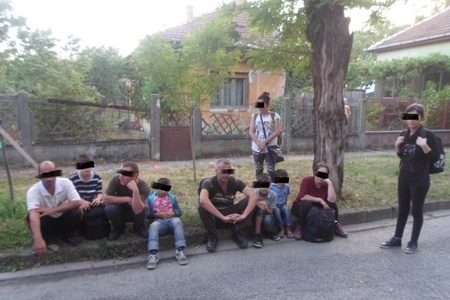Un grup de zece irakieni, printre care şi copii, găsiţi de poliţiştii locali în Timişoara