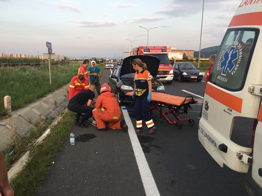 Accident pe DN1 la ieşirea din Braşov spre Ghimbav. Patru persoane au fost rănite, dintre care două femei însărcinate