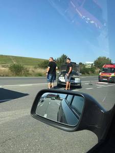 Două handbaliste de la Măgura Cisnădie, rănite într-un accident produs pe DN 1 în judeţul Sibiu. FOTO