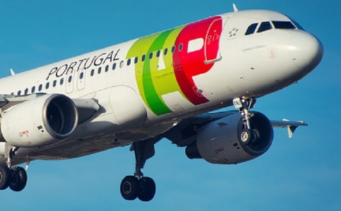 MAE: O cursă specială va aduce la Bucureşti aproape 160 de pasageri rămaşi la Lisabona după anularea zborului TAP Portugal