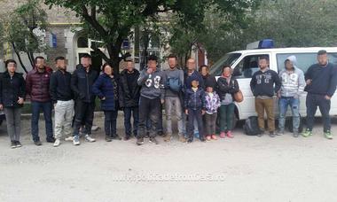 Nouăsprezece irakieni, opriţi la frontiera cu Ungaria