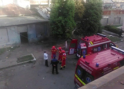 UPDATE - Accident la Mina Lupeni, unde s-a surpat tavanul unei galerii. Un miner a murit, fiind scos după 15 ore de căutări. Alţi doi mineri au fost răniţi şi duşi la spital, unul dintre ei este în stare extrem de gravă. FOTO