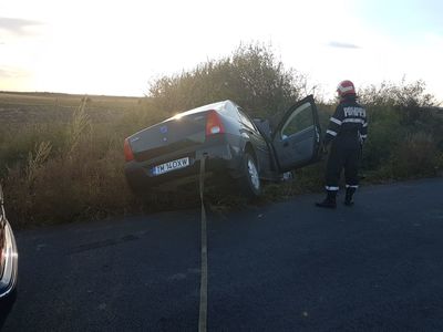 Copil de 11 luni şi mama lui, la spital în urma unui accident rutier produs în Timiş