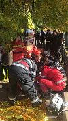 Un bărbat a căzut în râul Dâmboviţa, în zona Splaiului Unirii din Capitală, fiind scos de trecători în stare de inconştienţă