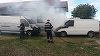 Olt: Două autoutilitare au fost distruse în urma unui incendiu puternic. VIDEO 