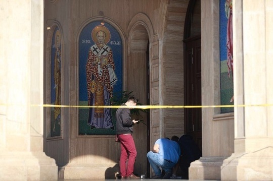 Un bărbat suspectat de spargerea Catedralei Arhiepiscopale din Buzău, plasat sub control judiciar