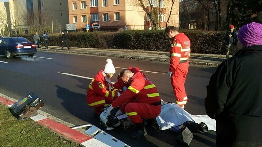 Braşov; Accident mortal pe o trecere de pietoni de pe Calea Bucureşti. Victima a fost aruncată la 40 de metri distanţă

