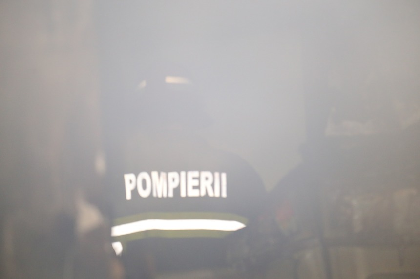 Sibiu: Incendiu în bucătăria unei pensiuni, aproape 70 de persoane fiind evacuate