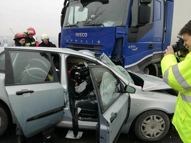 Accident grav în Timiş: O persoană a murit, iar alte patru, între care trei copii, au fost rănite. FOTO