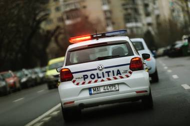 Iaşi: Poliţist audiat de procurori, fiind acuzat că ar fi agresat sexual o fată de 16 ani