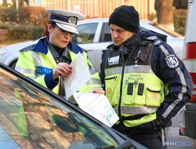 Iaşi: Scandal procovat de un fost preot prins beat la volan şi urmărit de poliţişti; el a spus că maşina era condusă de Dumnezeu