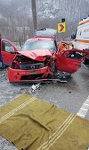 Vâlcea: Un mort şi trei răniţi într-un accident produs pe DN 7