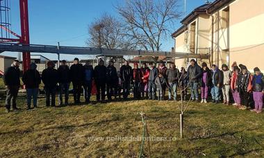 Timiş: 32 de irakieni au fost prinşi când încercau să treacă ilegal graniţa din Serbia în România