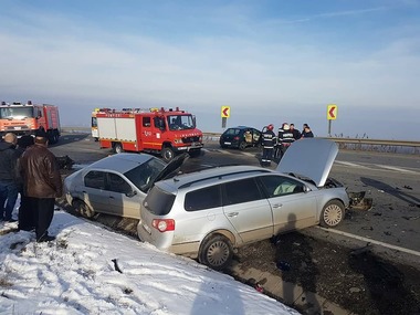 Cinci persoane rănite, în urma unui grav accident de circulaţie în judeţul Cluj. FOTO