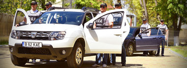 Percheziţii la RAR Dâmboviţa, patru angajaţi fiind suspectaţi că acordau inspecţia tehnică unor autovehicule care nu îndeplineau condiţiile legale, în schimbul unor sume de bani