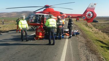 Arad: Un tânăr de 19 ani a murit în accidentul produs pe DN 7; traficul a fost reluat