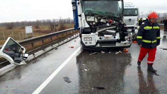 Trei TIR-uri implicate într-un accident rutier pe şoseaua de centură a municipiului Lugoj