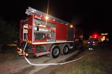 Vrancea: Incendiu la locomotiva unui tren în care se află aproximativ 300 de persoane