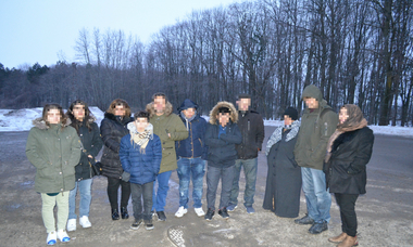 Constanţa: 13 migranţi au fost descoperiţi ascunşi în mai multe microbuze care veneau din Turcia şi se îndreptau spre Republica Moldova. VIDEO

