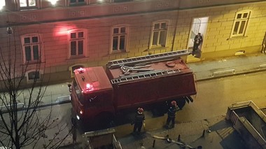 17 oameni, evacuaţi în urma unui incendiu izbucnit la Judecătoria Timişoara