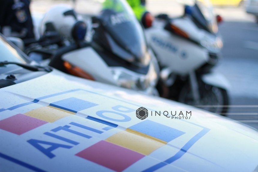 Argeş: Poliţiştii caută o maşină din care a fost coborât un tânăr care apoi a murit pe stradă