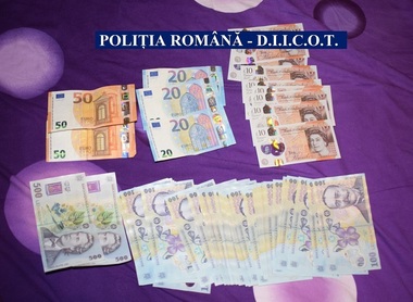 O grupare de români care au furat componente din autoturisme de lux în Franţa, destructurată