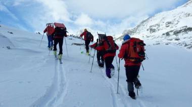 MAI: Risc ridicat de avalanşă pe platoul Bucegi. Urcaţi pe munte doar cu telecabina şi să nu vă îndepărtaţi din zona Babelor şi a Sfinxului