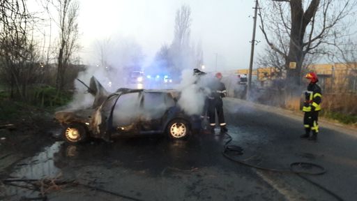 Un bărbat a murit după ce a intrat cu maşina într-un copac pe Şoseaua de Centură a Capitalei