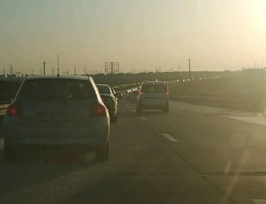 Infotrafic: Coloane de autoturisme la intrarea în Bucureşti, dinspre autostrăzi; pe A1, coloana se întinde pe 7 kilometri