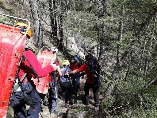 O femeie şi un copil, răniţi după ce au căzut în timp ce se aflau pe Valea Caraiman din Masivul Bucegi. FOTO