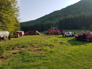 Incendiul din Parcul Naţional Domogled se manifestă, în continuare, cu flacără.
Elicopterele nu pot interveni, din cauza vântului - FOTO
