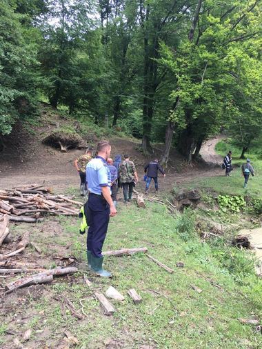 Vrancea: Bărbatul dispărut de vineri, în timpul inundaţiilor, a fost găsit în viaţă