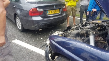 Nouă persoane şi patru autovehicule, implicate într-un accident rutier în judeţul Mehedinţi - FOTO

