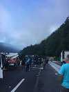 Sibiu: Traficul rutier pe Valea Oltului, blocat după ce un TIR s-a răsturnat; şoferul a fost rănit. FOTO