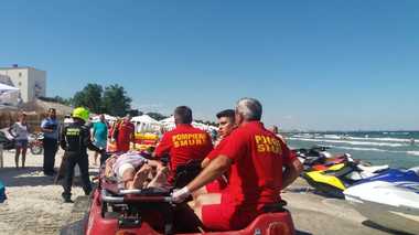 Două persoane, între care un copil, au fost rănite într-un accident de skijet în Mamaia. VIDEO