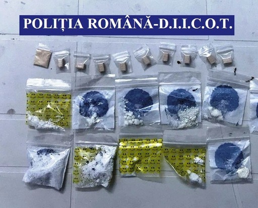 Constanţa: 17 persoane sunt cercetate pentru trafic şi deţinere de droguri, fiind prinse în urma unei acţiuni desfăşurate pe litoral