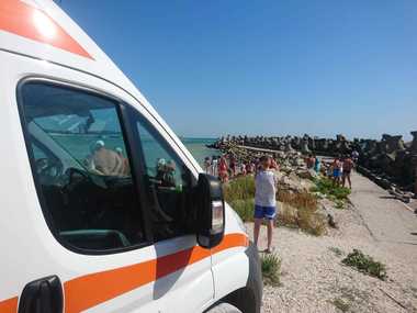 Un adolescent de aproximativ 18 ani s-a înecat la Olimp