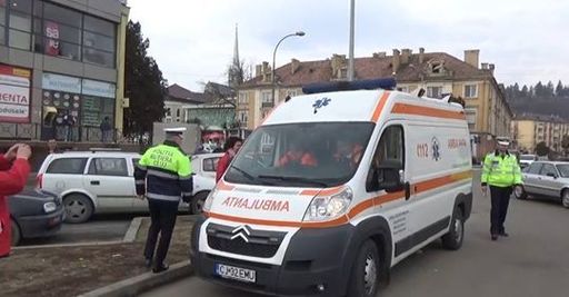 DSU: 36 de accidente rutiere în care au fost implicate autospeciale ale serviciilor de ambulanţă, în patru luni şi jumătate; patru persoane au murit