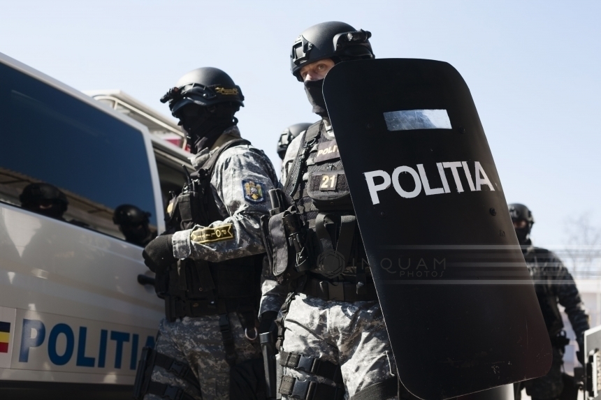 Poliţia Română: Peste 130 de percheziţii domiciliare şi 43 de mandate de aducere, în dosare penale ce vizează infracţiuni economice, în ultimele unsprezece zile; s-au instituit sechestre în valoare de patru milioane de lei