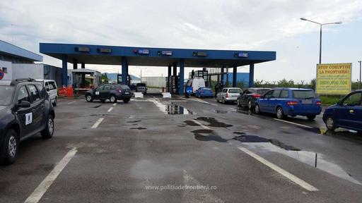 Timiş: Substanţe interzise, găsite în bagajele unui bărbat care a vrut să intre în ţară din Serbia